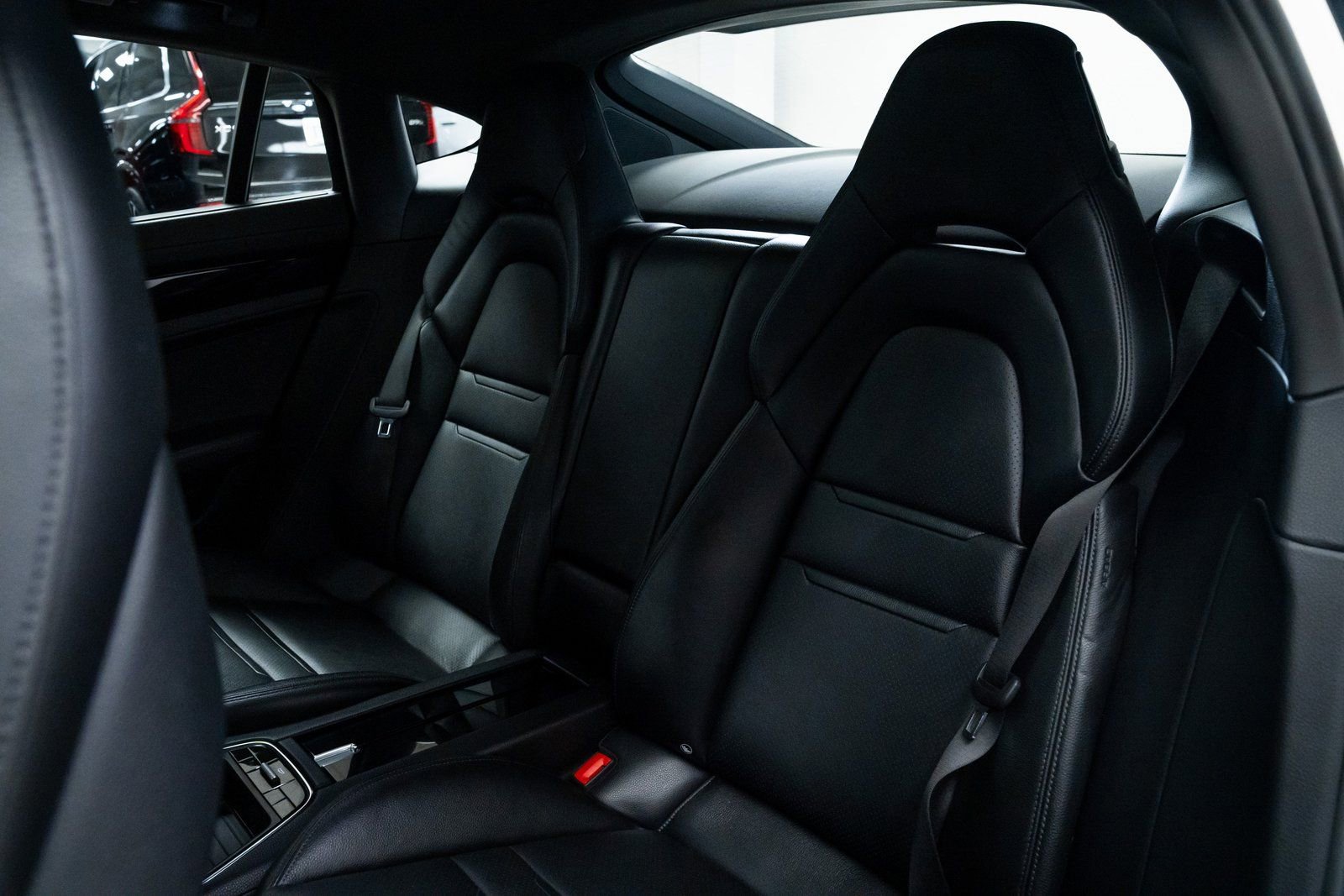 Used 2020 Porsche Panamera 4 image 20