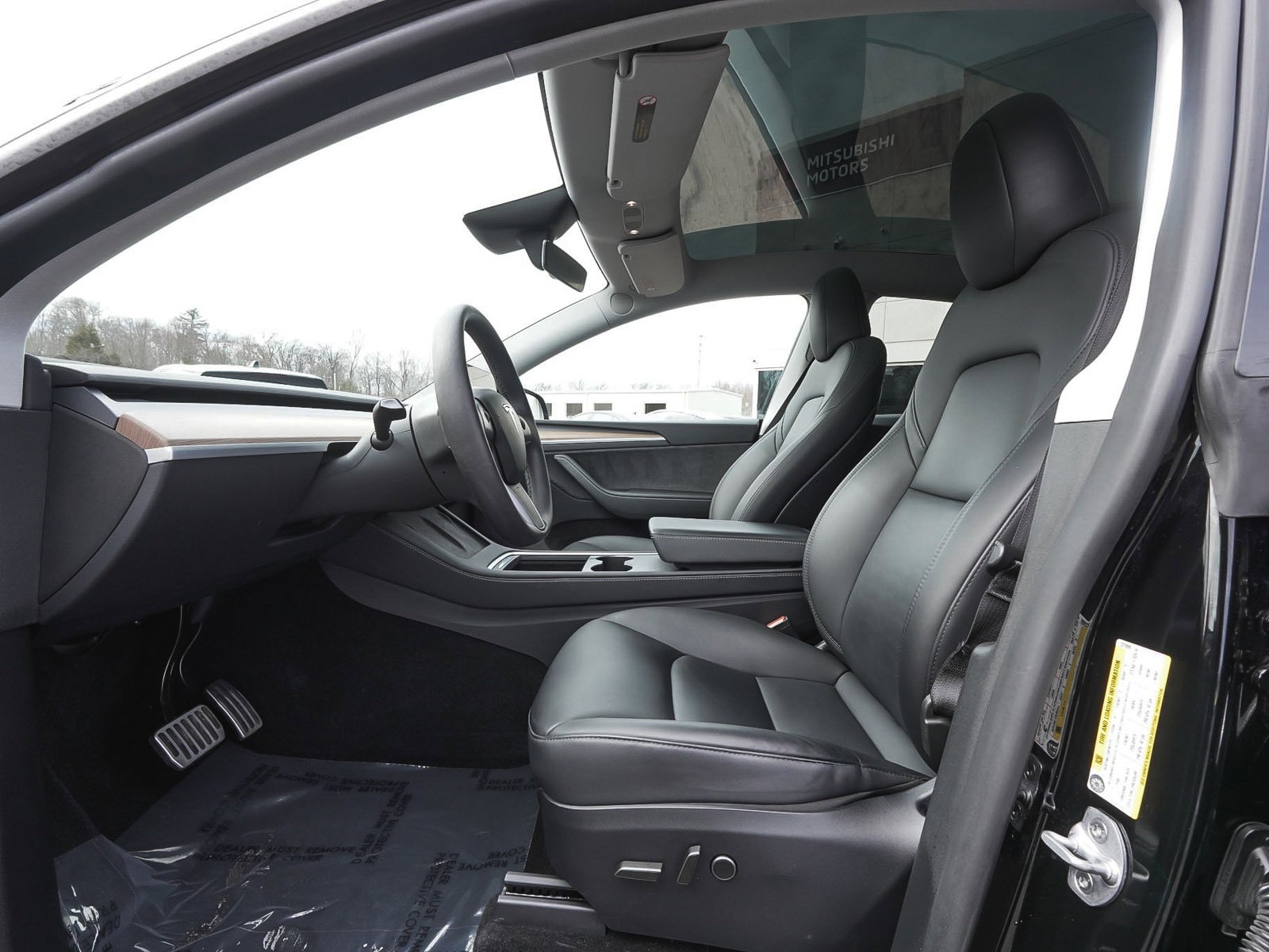 Used 2024 Tesla Model Y Long Range image 24