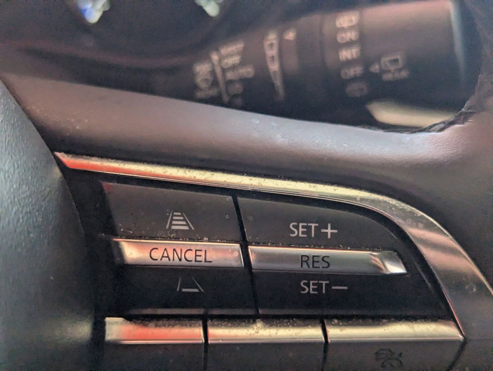 Used 2025 MAZDA CX-50 AWD 2.5 S w/ Premium Package image 25