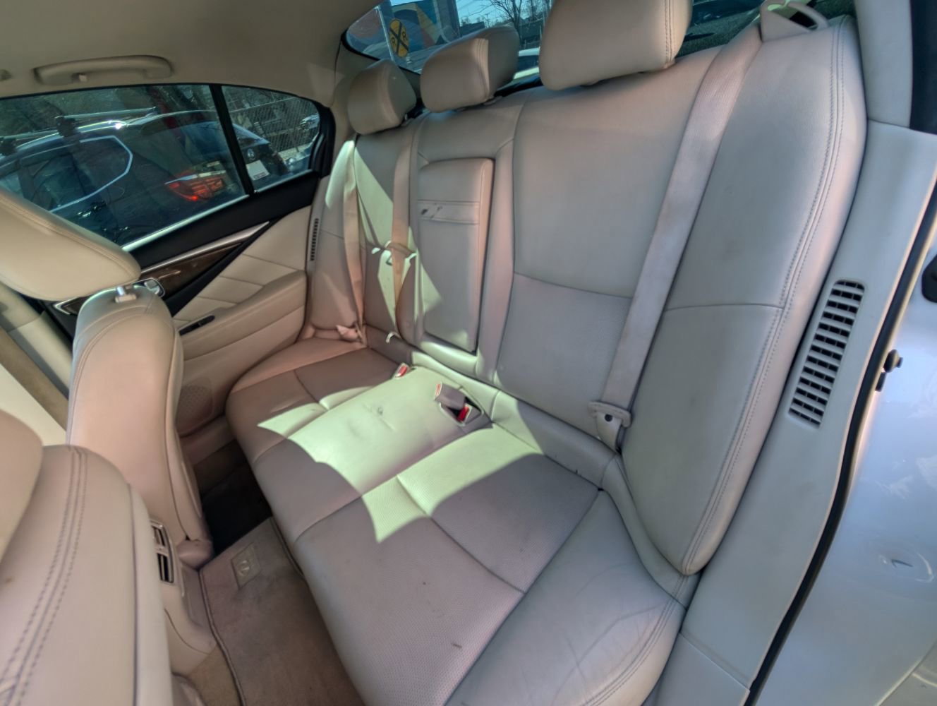 Used 2015 INFINITI Q50 Premium w/ Deluxe Technology Package AWD/4WD image 18