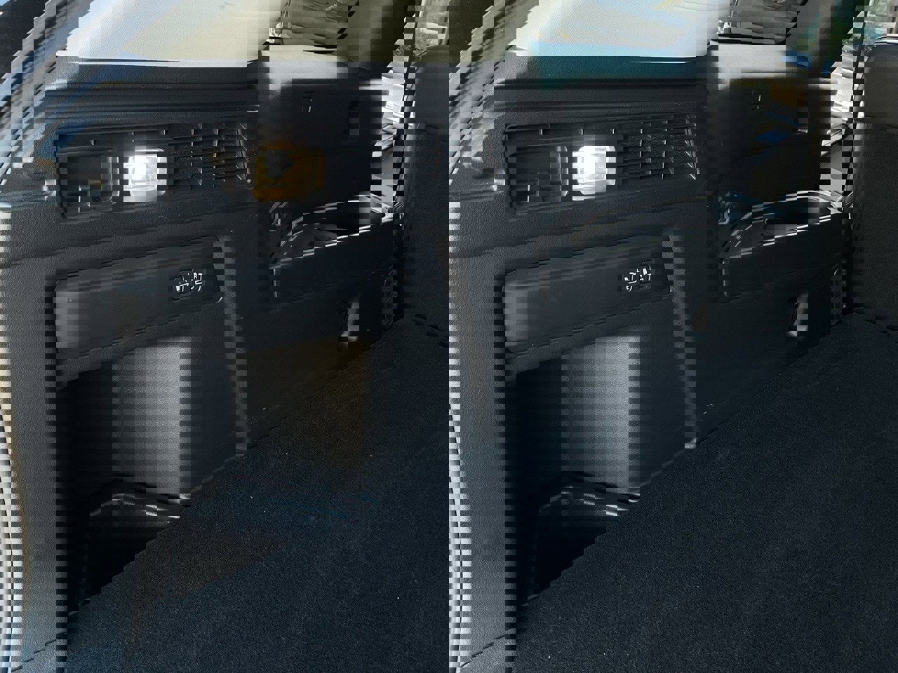 Used 2025 MAZDA CX-70 3.3 Turbo w/ Preferred Package image 19