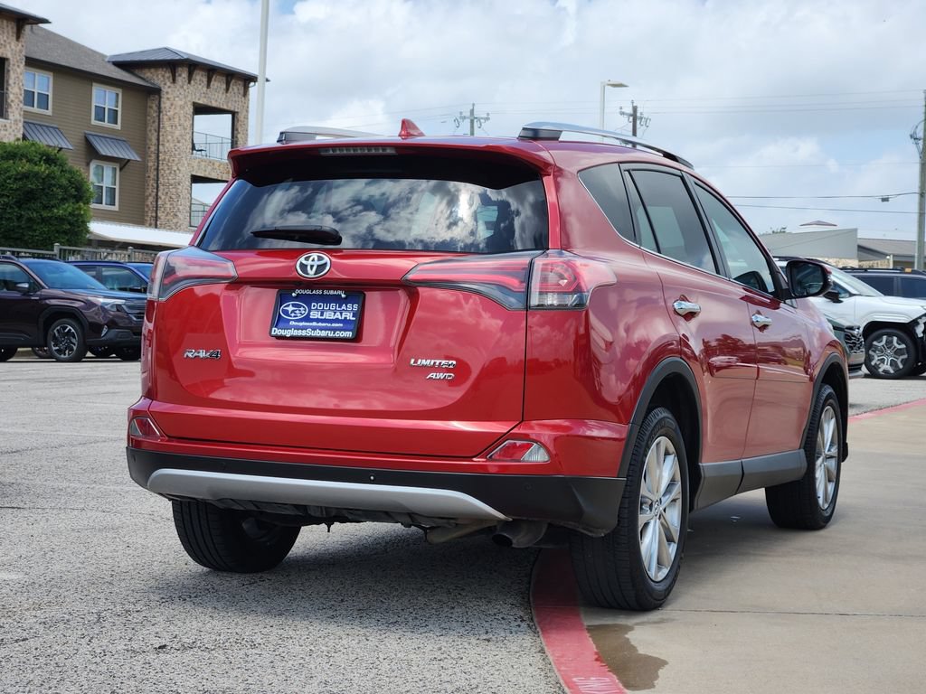 Used 2016 Toyota RAV4 Limited AWD/4WD image 4