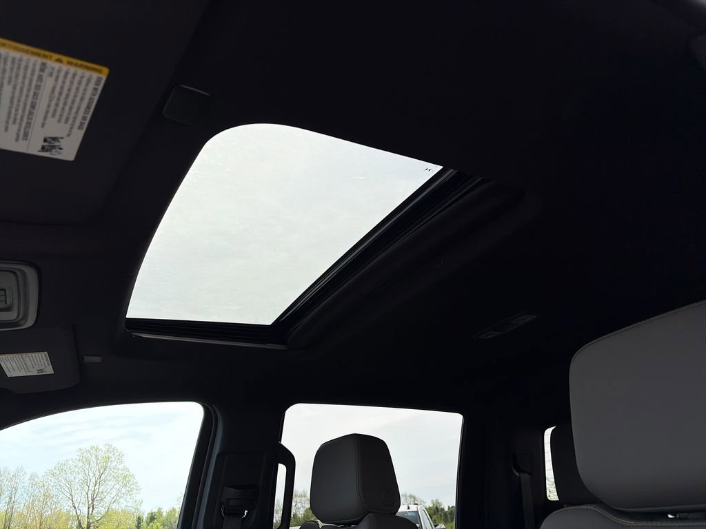 New 2026 Chevrolet Silverado 2500 ZR2 w/ LPO, Dark Essentials Package AWD/4WD image 26