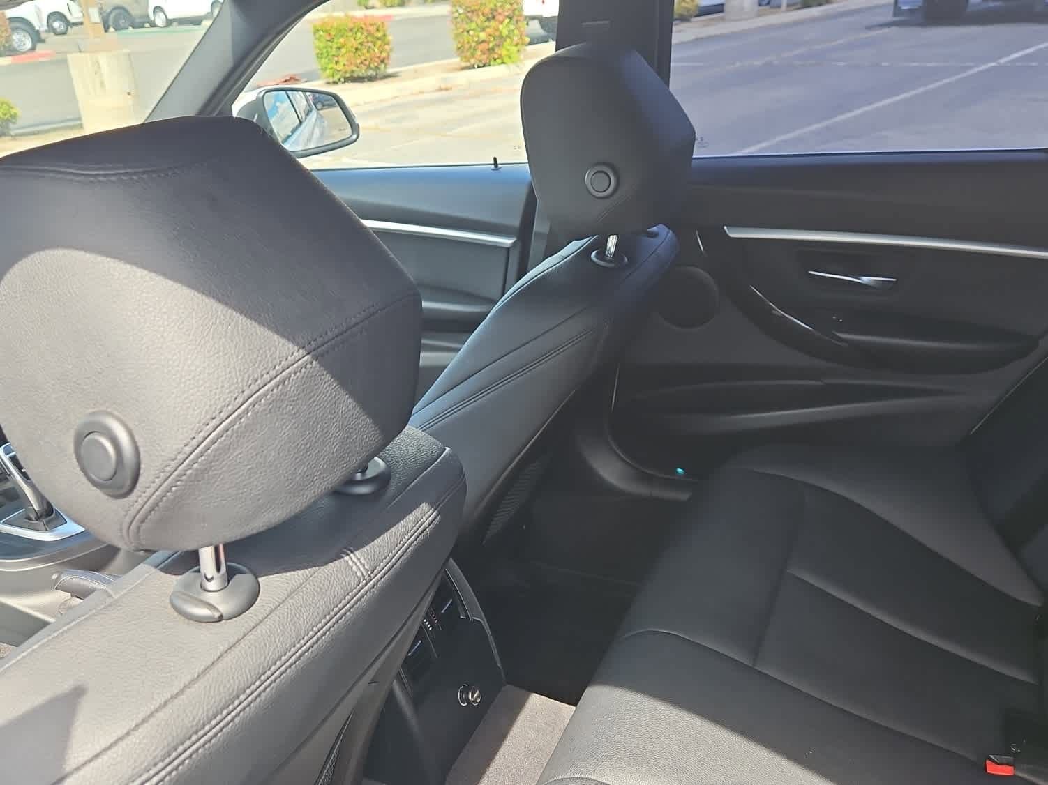 Used 2018 BMW 330i Sedan image 11