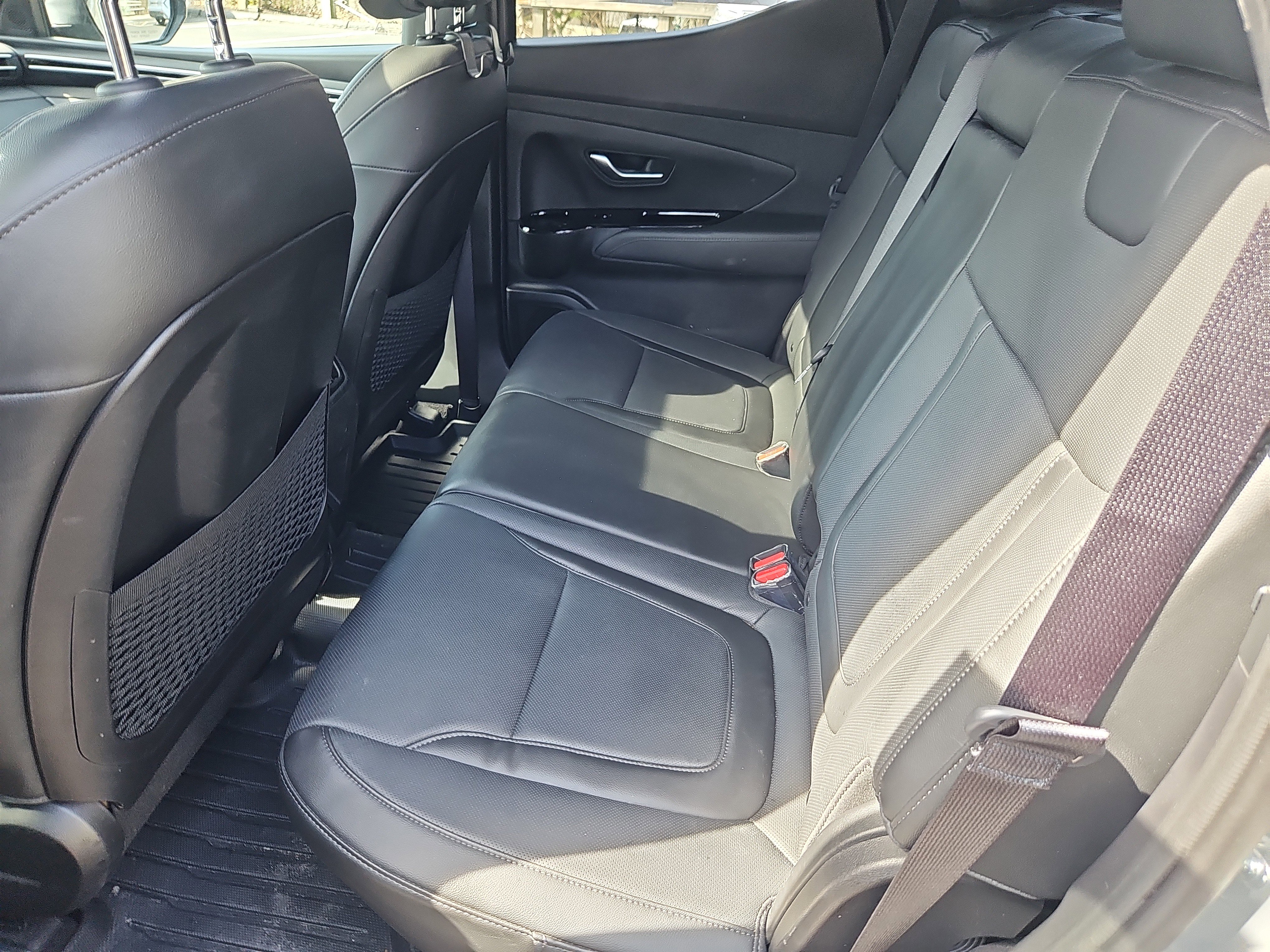 Used 2024 Hyundai Santa Cruz Limited image 33
