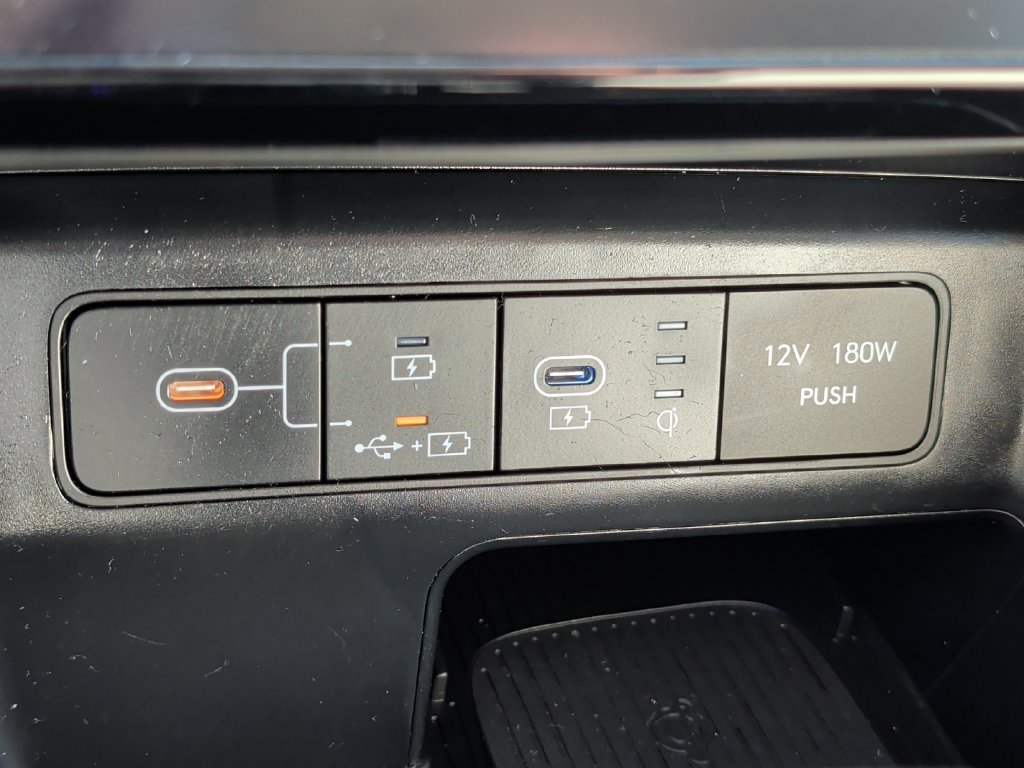 Used 2025 Hyundai Tucson SEL AWD/4WD image 28