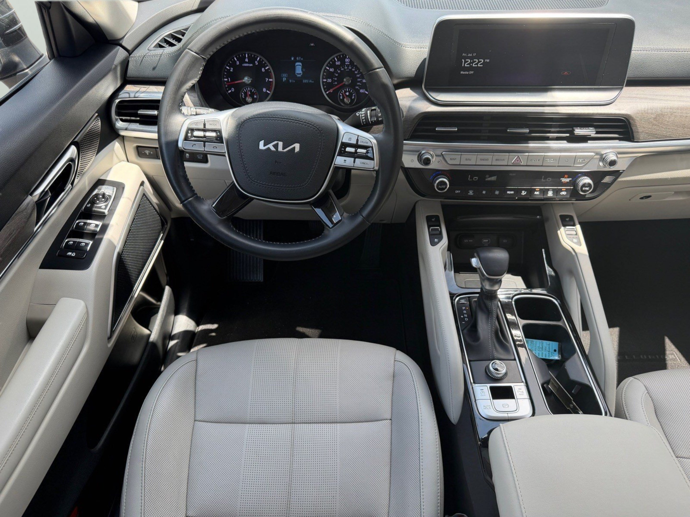 Certified 2022 Kia Telluride EX w/ EX Premium Package FWD image 31