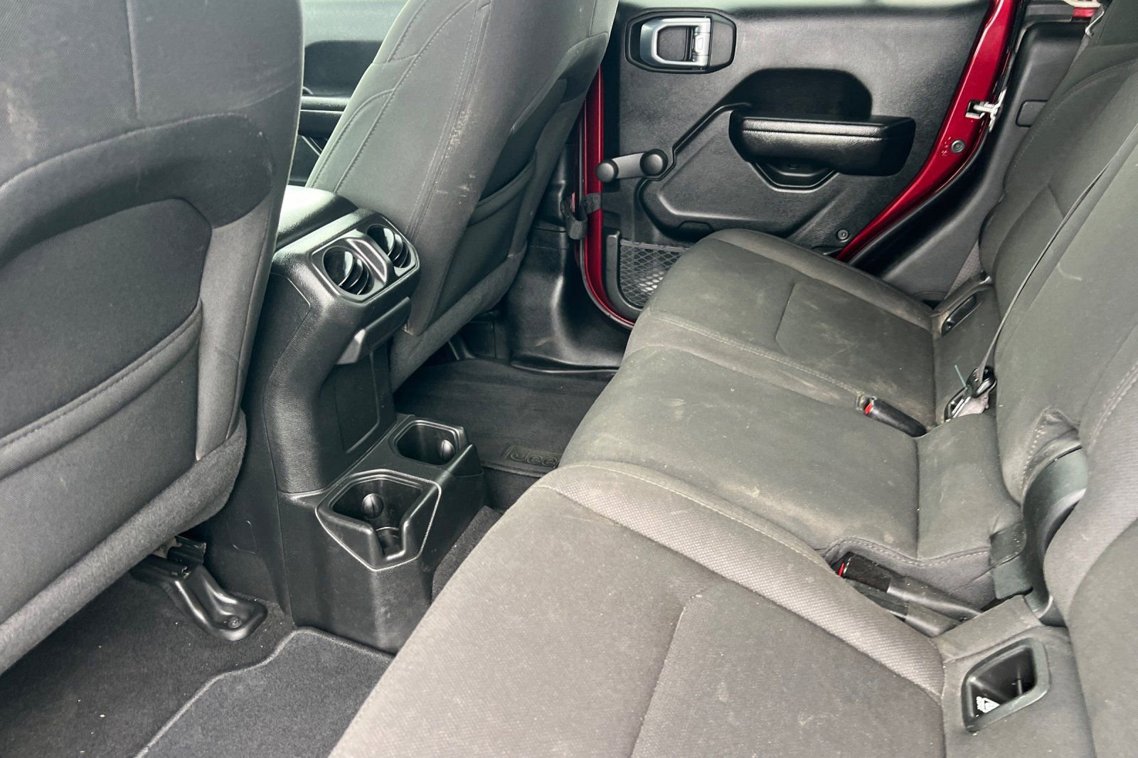 Used 2021 Jeep Gladiator Sport image 12