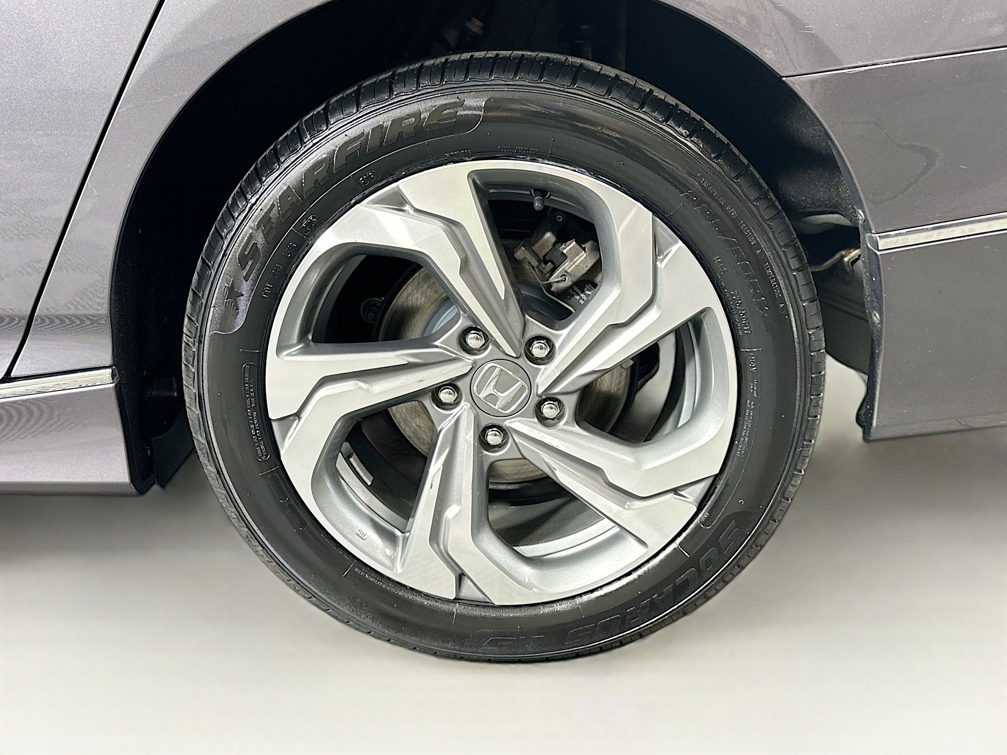 Used 2020 Honda Accord EX-L image 11