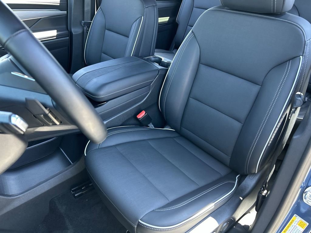 Used 2025 Buick Enclave Preferred w/ Power Package AWD/4WD image 20