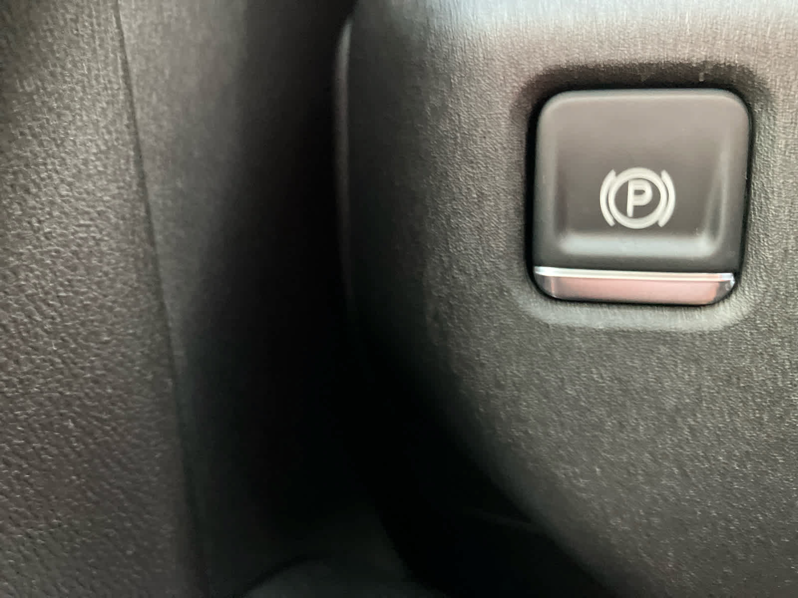 Used 2025 GMC Sierra 1500 SLE AWD/4WD image 14
