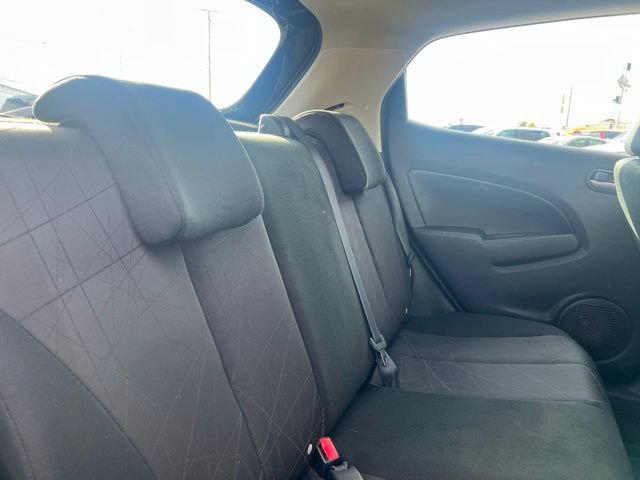 Used 2014 MAZDA MAZDA2 Sport FWD image 23