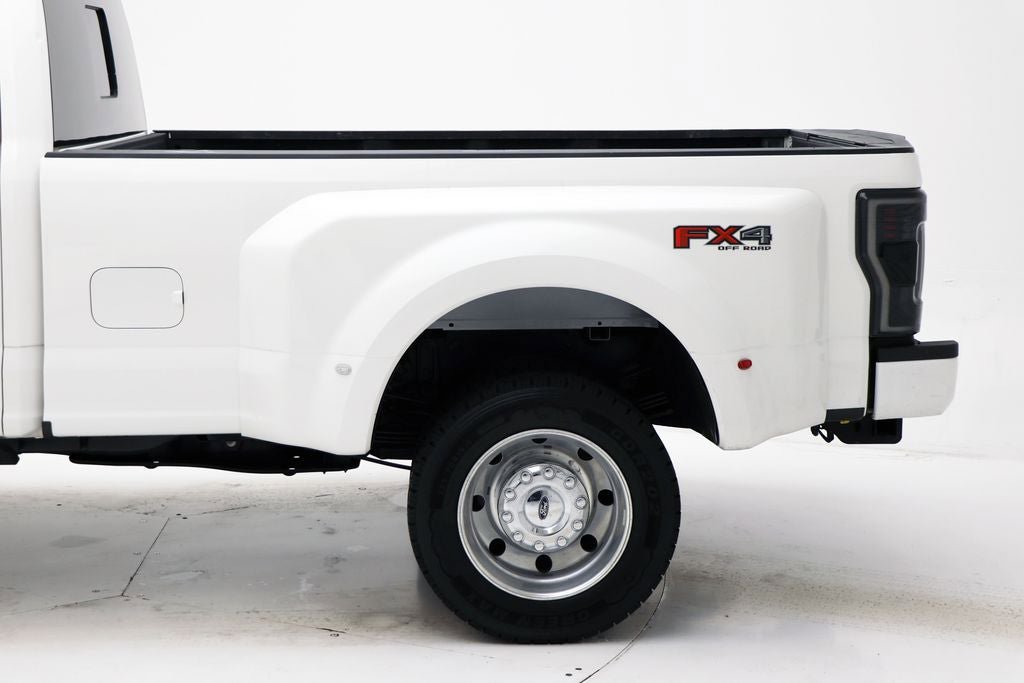 Used 2021 Ford F450 Platinum w/ FX4 Off-Road Package image 7