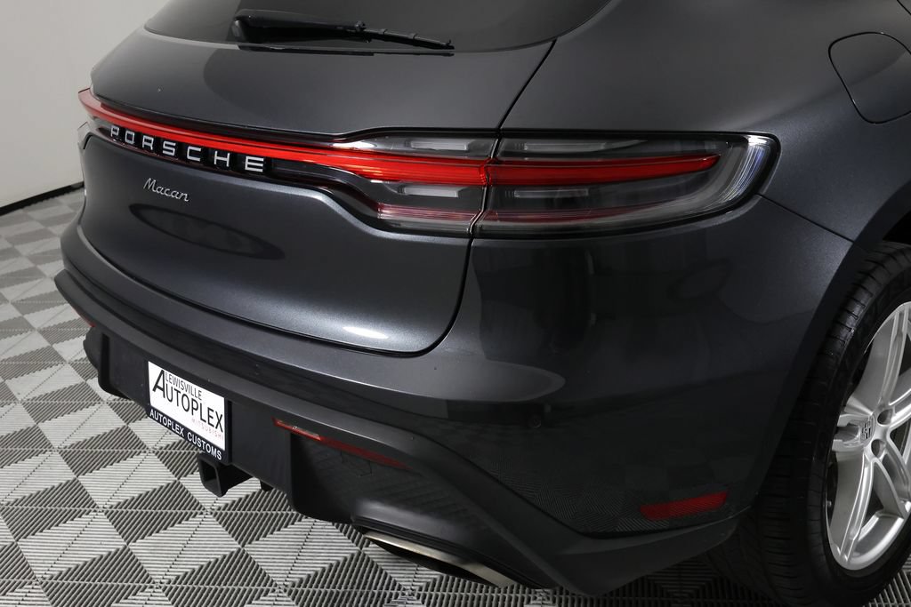 Used 2023 Porsche Macan AWD/4WD image 46