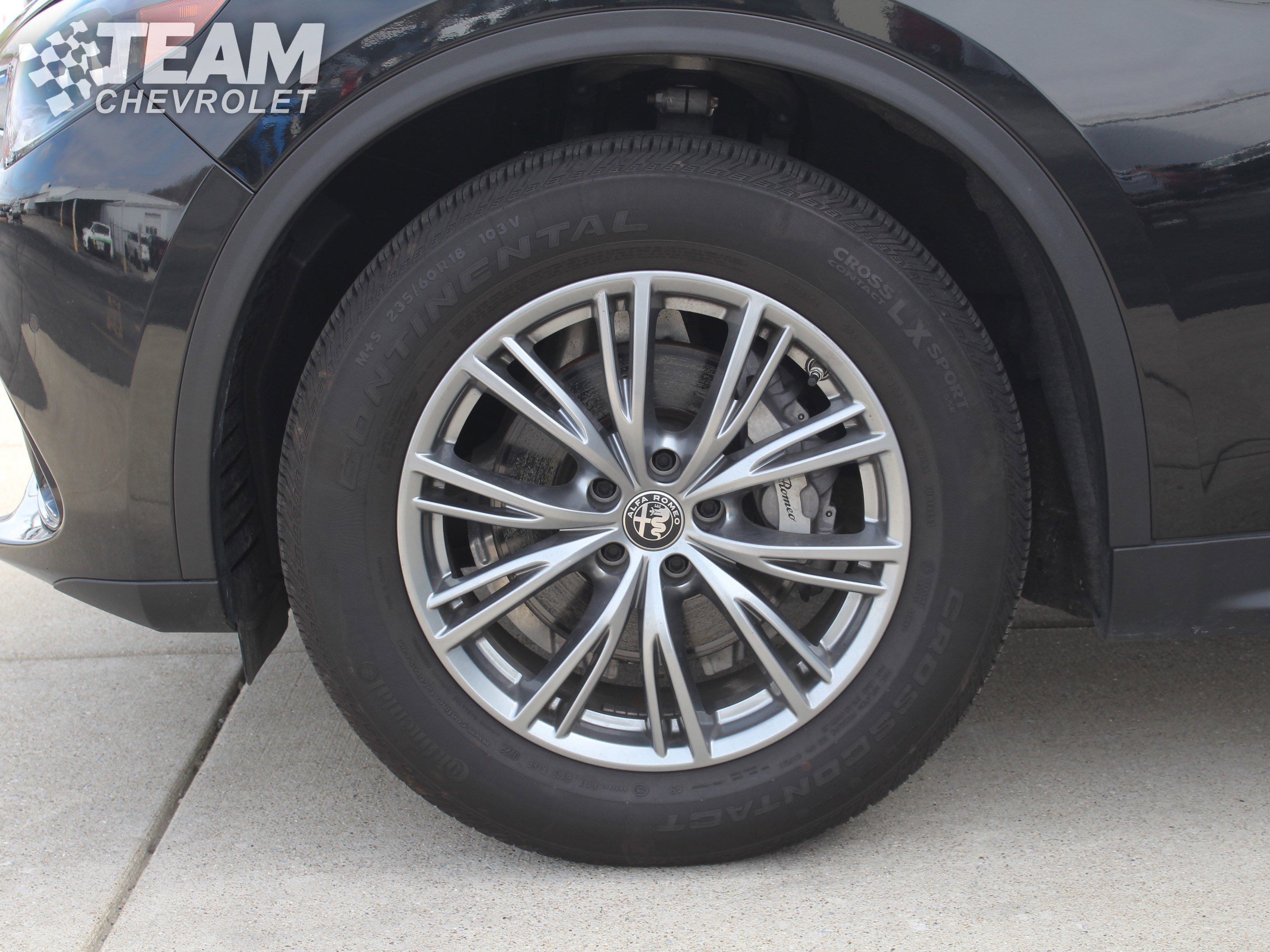 Used 2024 Alfa Romeo Stelvio Sprint image 31