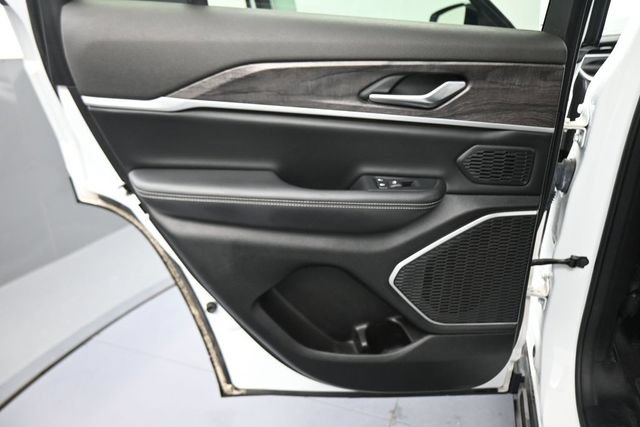 Used 2022 Jeep Grand Cherokee Limited 4xe AWD/4WD image 26