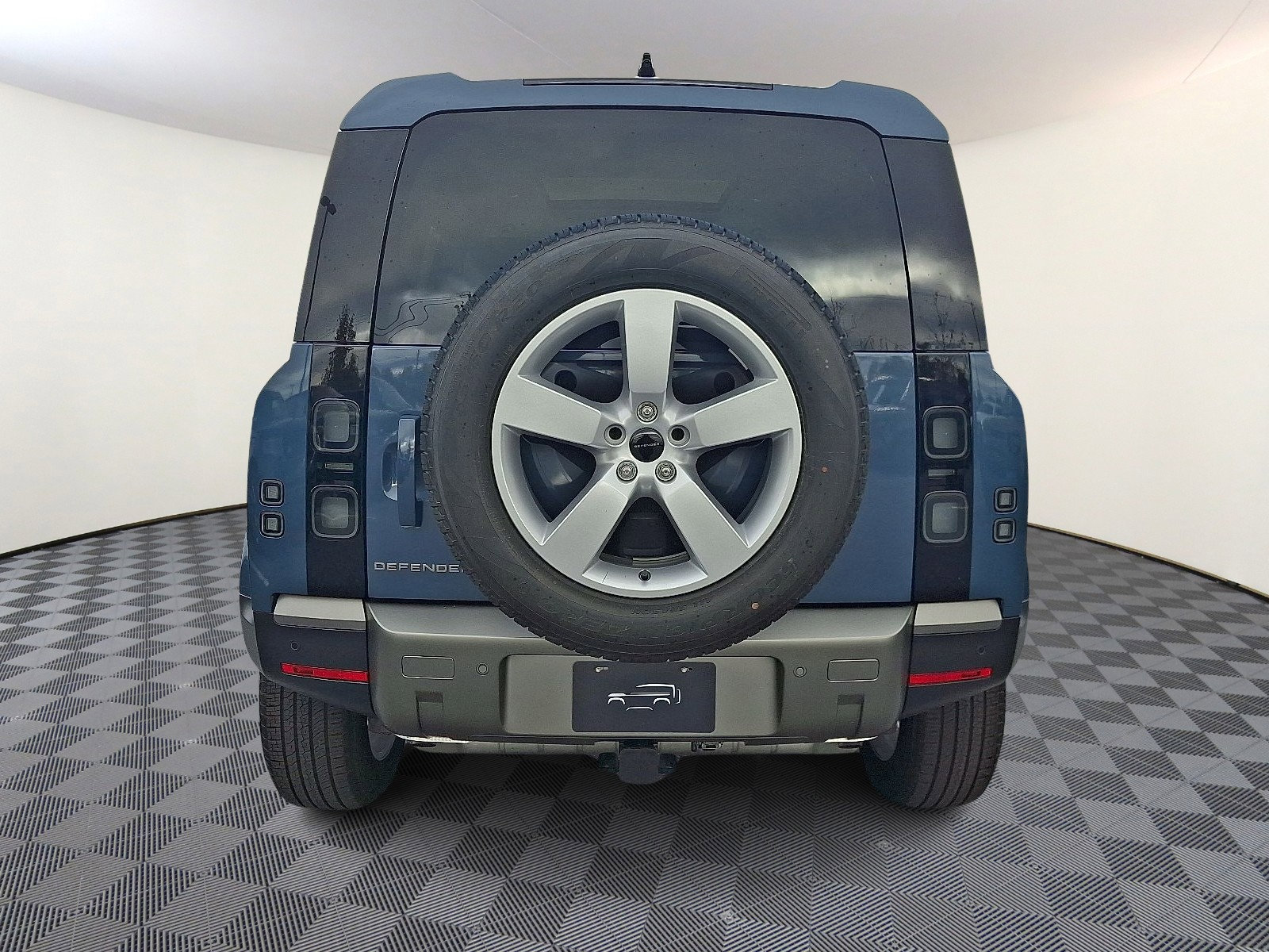 New 2026 Land Rover Defender 110 S image 3