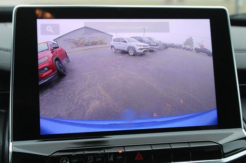 New 2026 Jeep Compass Latitude AWD/4WD image 9