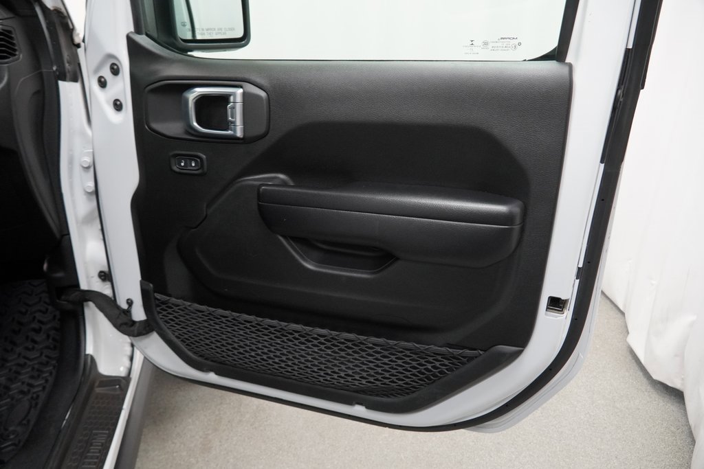 Certified 2021 Jeep Gladiator Rubicon w/ Cold Weather Group image 45