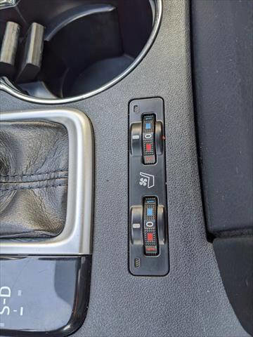 Used 2019 Toyota Highlander AWD V6 image 23