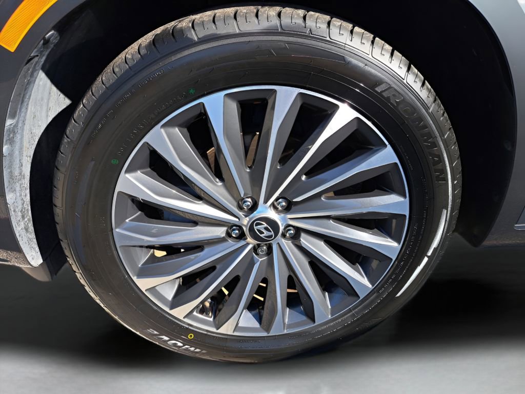 Used 2023 Hyundai Palisade Calligraphy w/ Cargo Package image 3