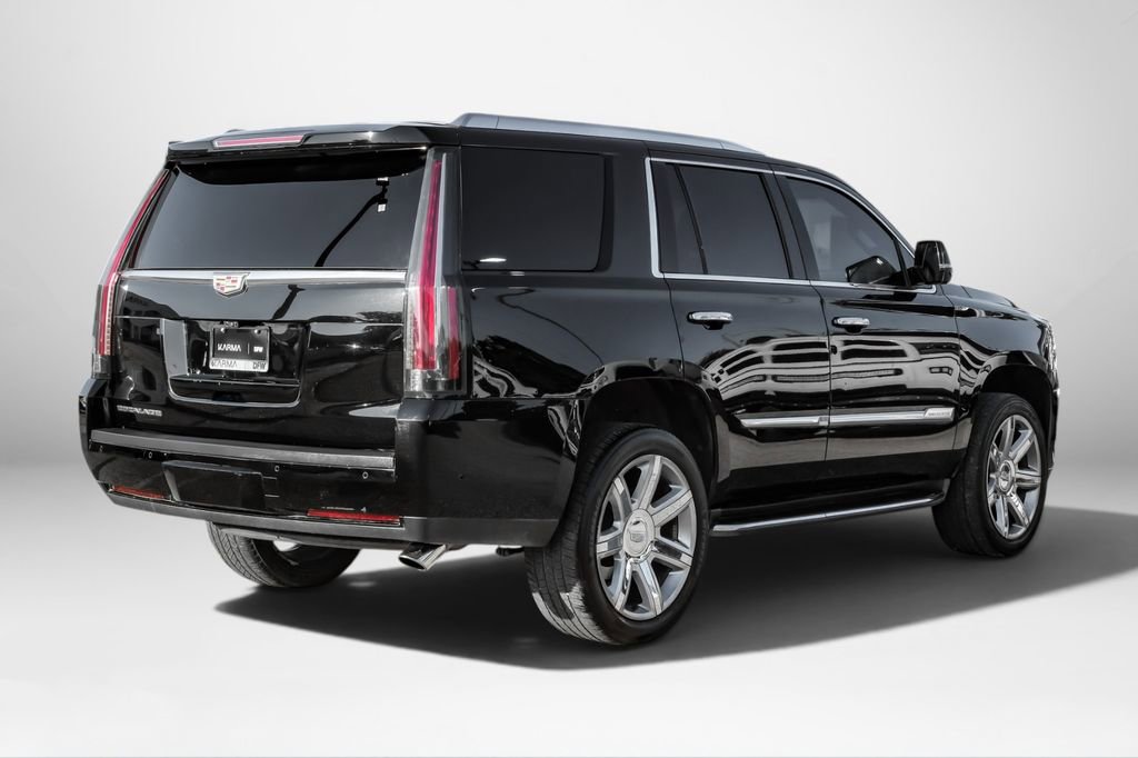 Used 2018 Cadillac Escalade Luxury RWD image 6