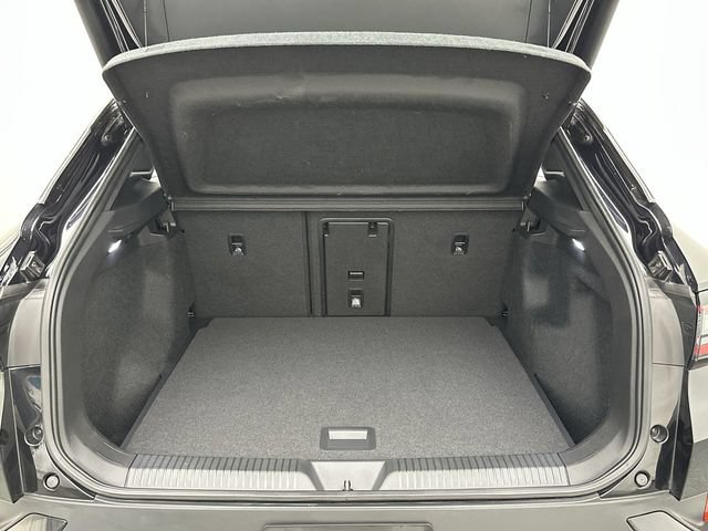 Used 2023 Volkswagen ID.4 Pro S Plus AWD/4WD image 24