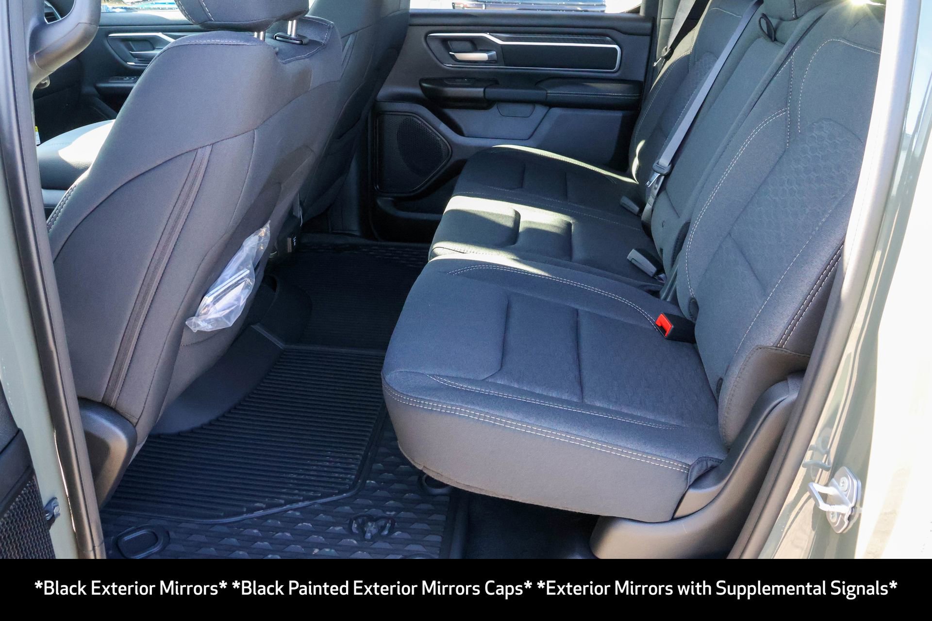 New 2026 RAM 1500 4x4 Crew Cab image 19