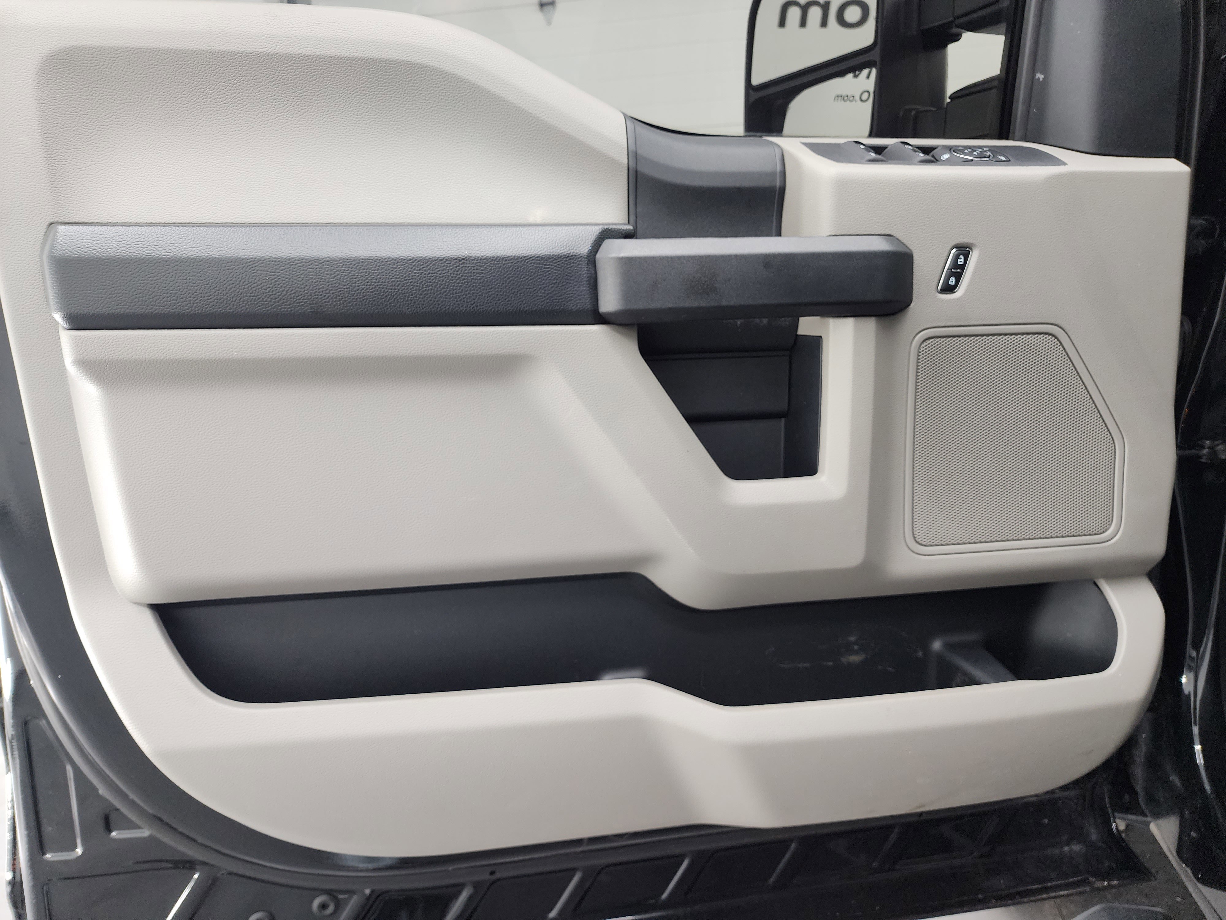 Used 2019 Ford F350 XL w/ STX Appearance Package image 43