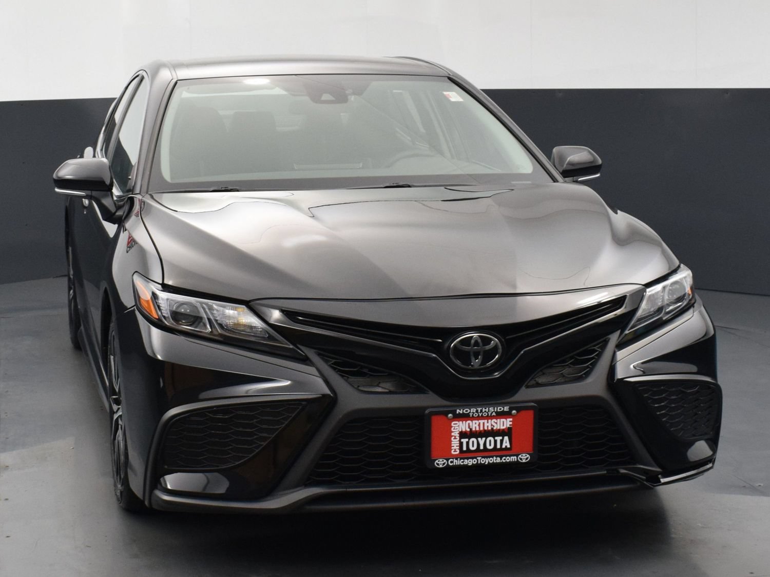 Used 2024 Toyota Camry SE AWD/4WD image 7