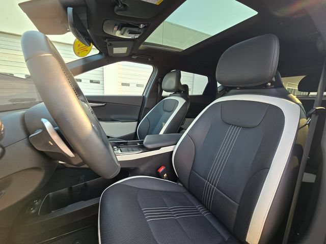Certified 2024 Kia EV6 GT-Line AWD/4WD image 23