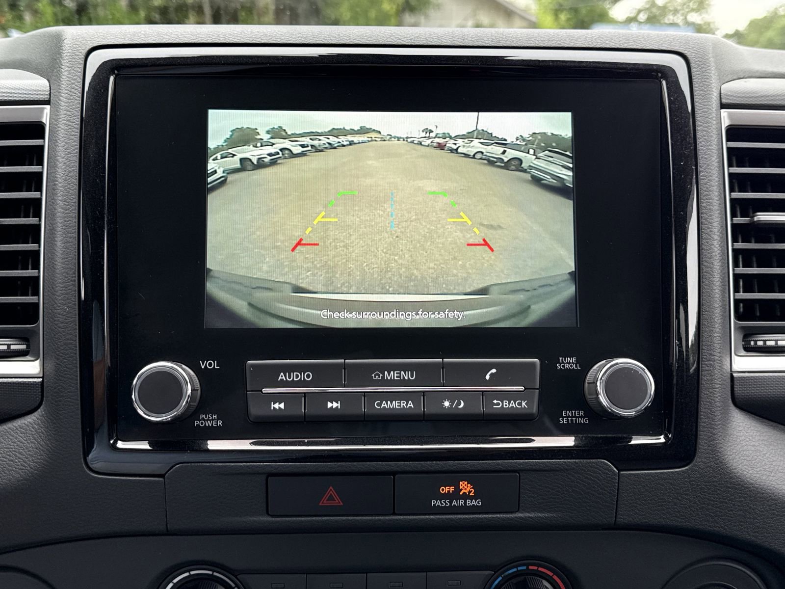 Used 2022 Nissan Frontier SV w/ Technology Package RWD image 21