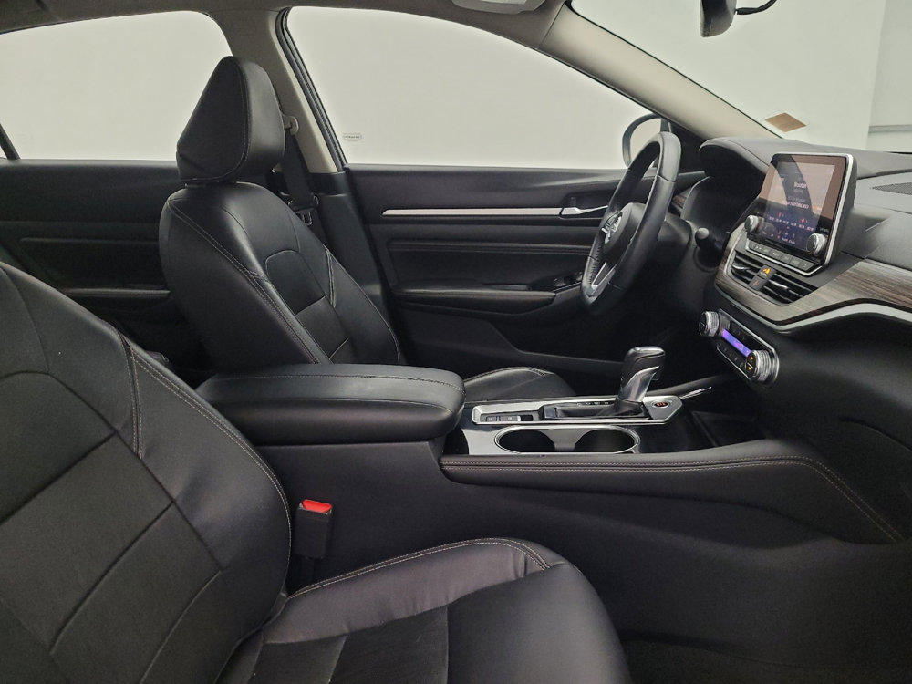 Used 2020 Nissan Altima 2.0 Platinum image 21