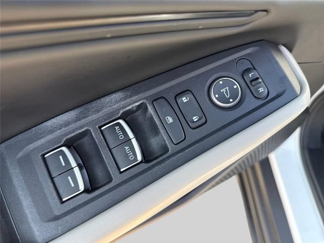 Used 2024 Honda Accord EX image 18