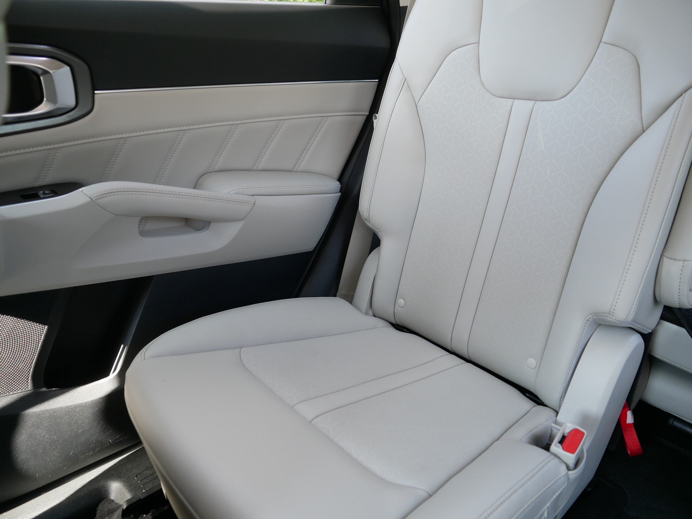 Certified 2023 Kia Sorento SX AWD/4WD image 12