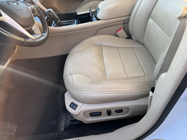 Used 2013 Ford Taurus Limited FWD image 6