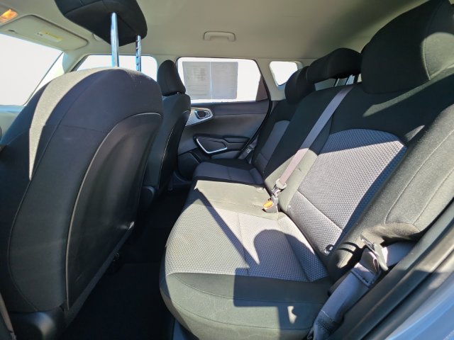 Used 2024 Kia Soul LX w/ LX Technology Package FWD image 13