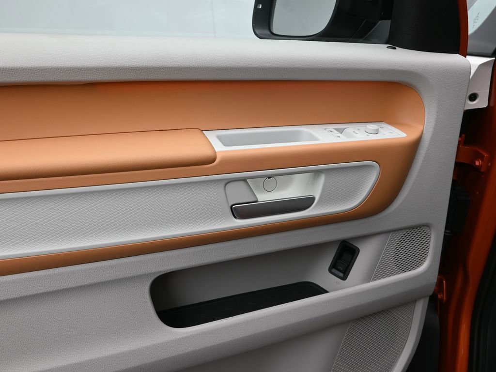 New 2025 Volkswagen ID. Buzz Pro S Plus image 15