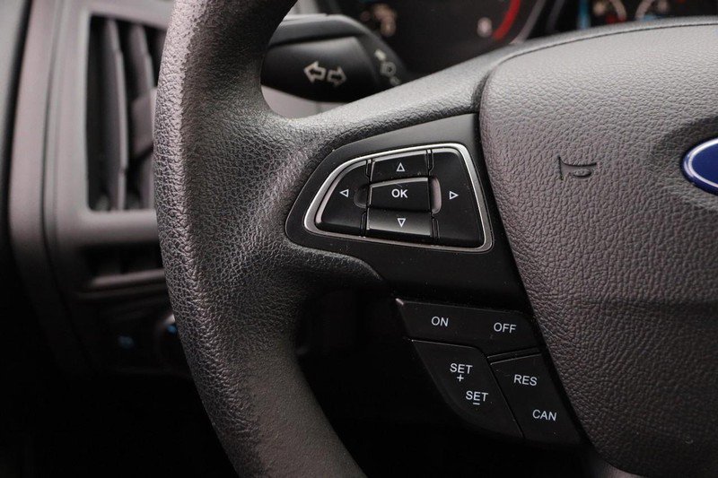 Used 2018 Ford Focus SE image 16