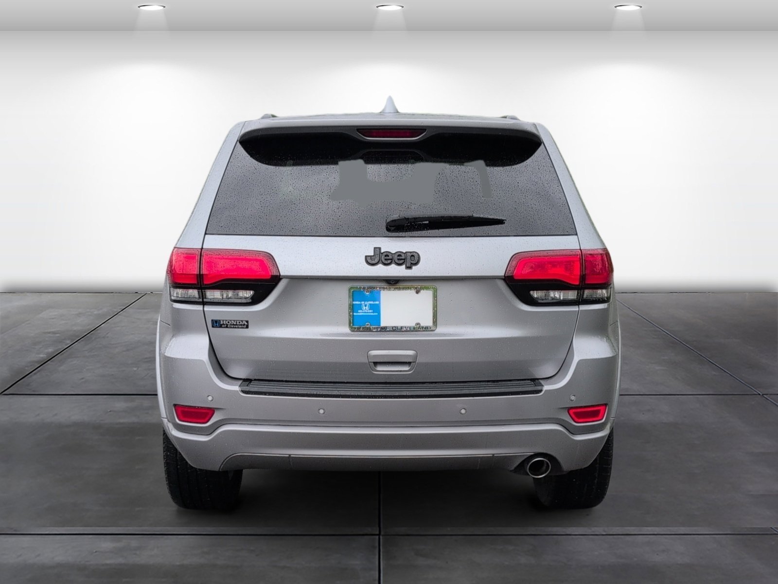 Used 2020 Jeep Grand Cherokee Altitude RWD image 5