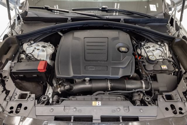 Used 2024 Land Rover Range Rover Velar Dynamic SE AWD/4WD image 3