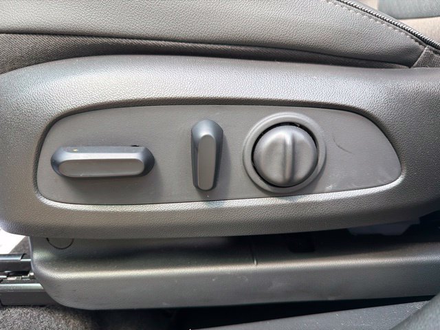 Used 2022 Buick Encore GX Select FWD image 17