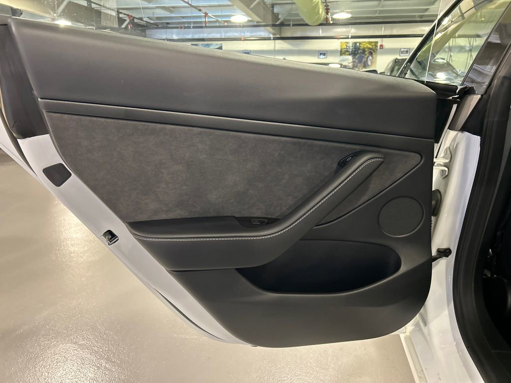 Used 2023 Tesla Model 3 Performance image 20