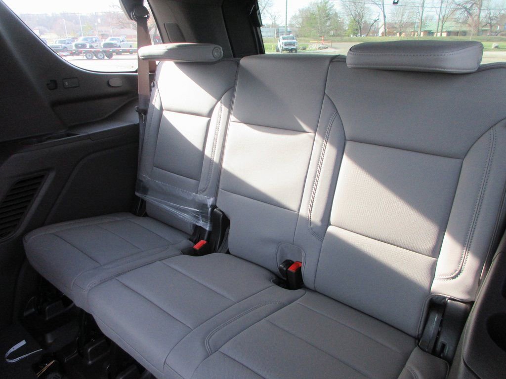 New 2026 GMC Yukon Elevation w/ Elevation Premium Package image 15