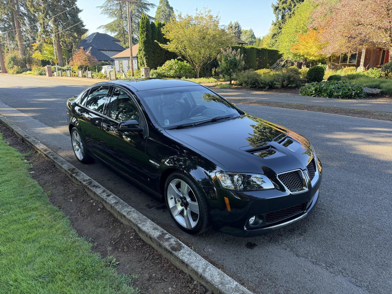 Used 2009 Pontiac G8 GT w/ Premium Package RWD image 9
