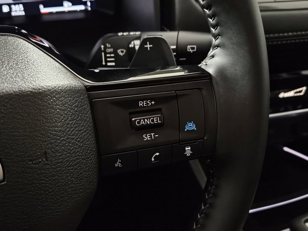 Used 2025 Nissan Rogue SL image 19