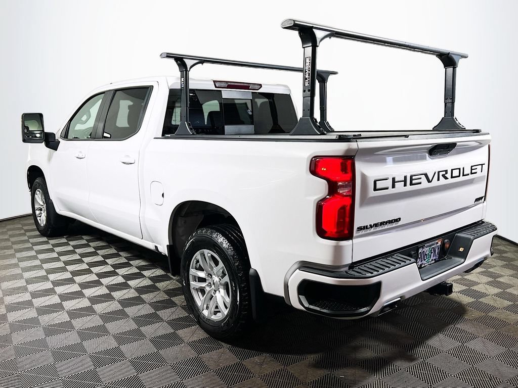 Used 2022 Chevrolet Silverado 1500 RST w/ Convenience Package II AWD/4WD image 7