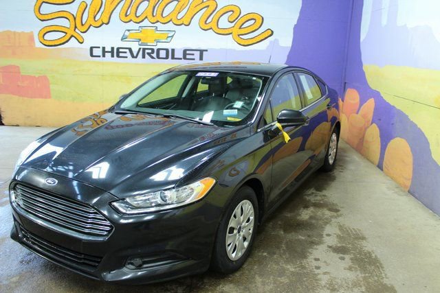 Used 2014 Ford Fusion S image 4