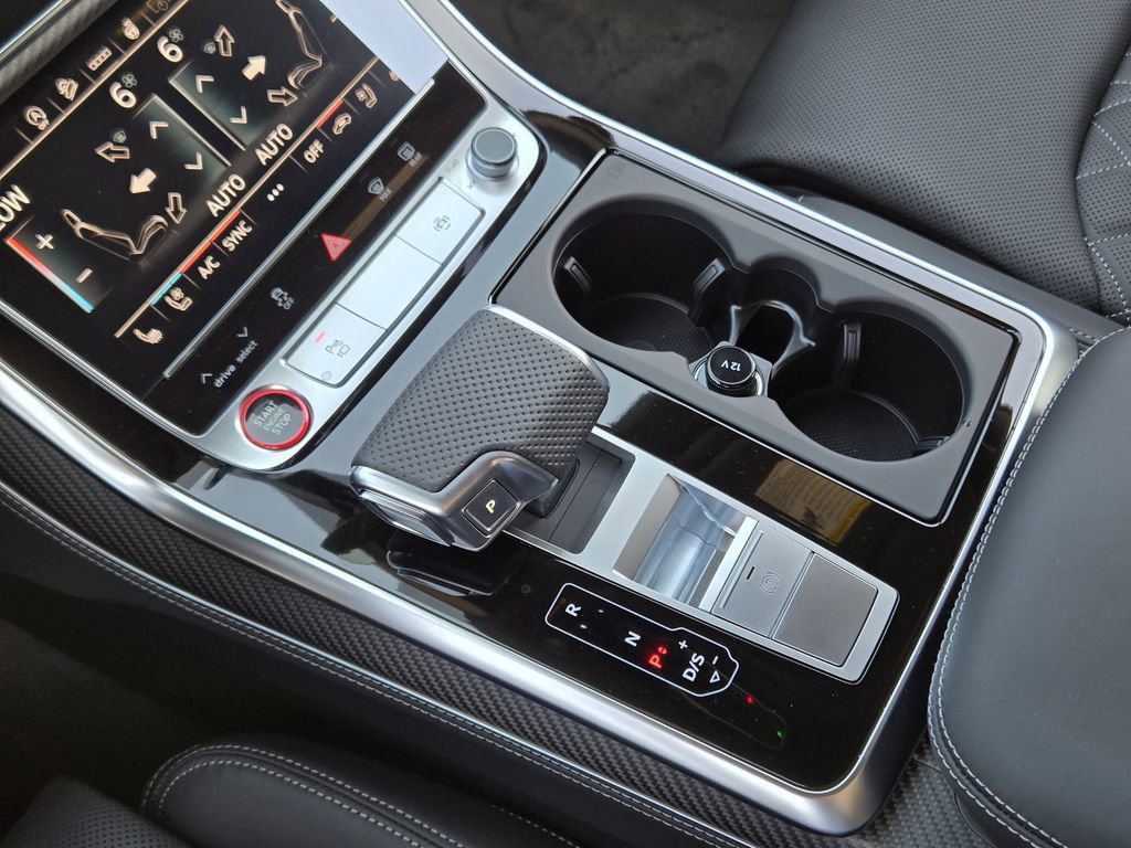 New 2026 Audi SQ7 Premium Plus image 24