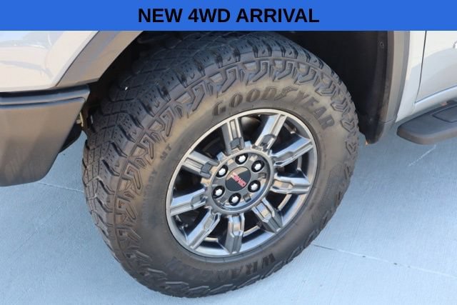 Used 2024 GMC Sierra 1500 AT4X AWD/4WD image 2